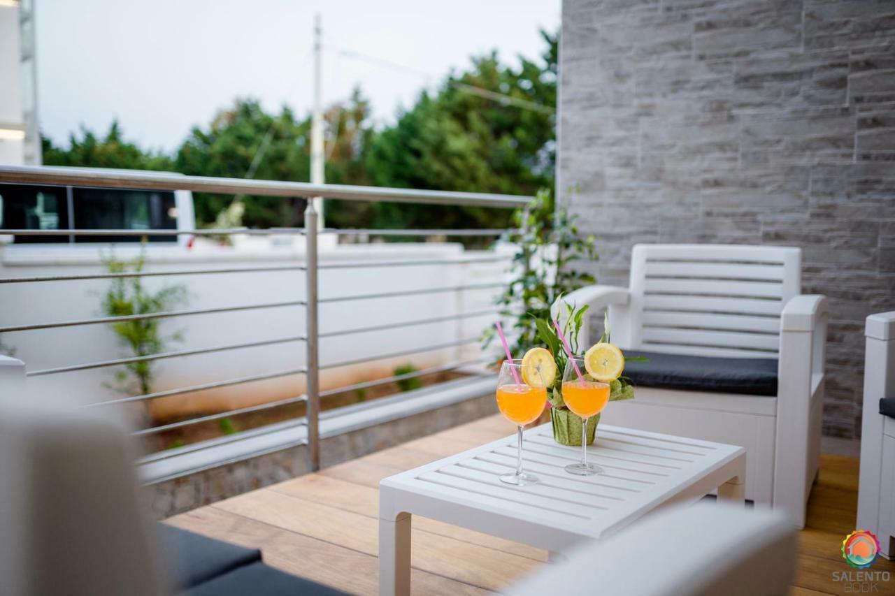 Perle Del Mare - Appartamenti Di Pregio 70M Spiaggia Pescoluse Marina Di Pescoluse Bagian luar foto